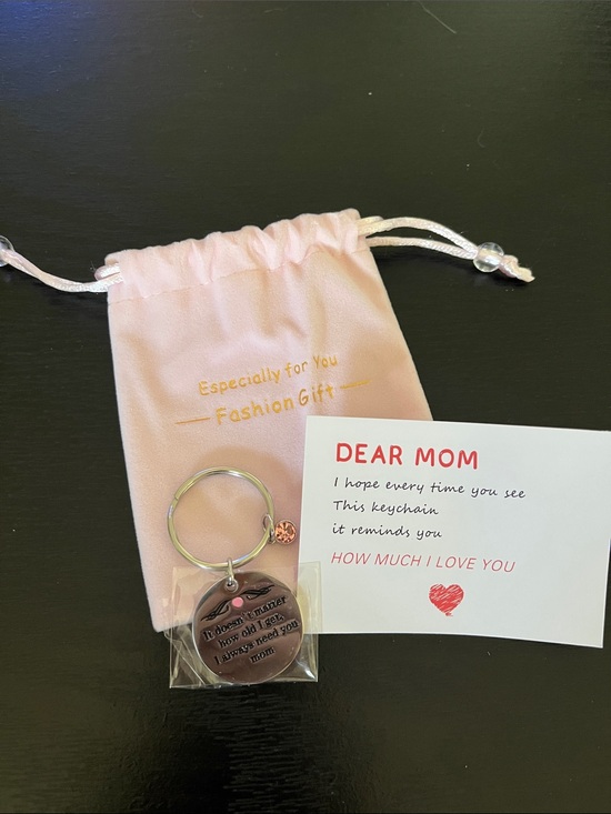 Accessories - Best Mom Ever Keychain